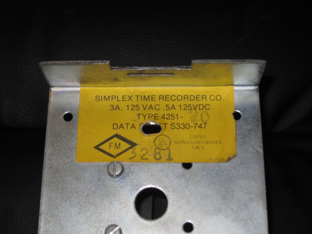 Simplex_4251-20_Label